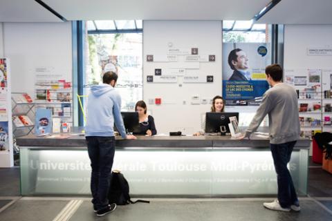 l'Acceuil Welcomedesk de l'Université de Toulouse